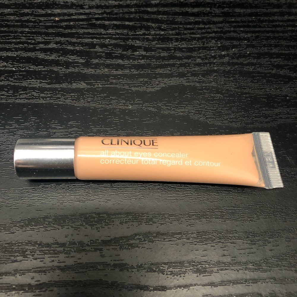 Clinique all about eyes concealer